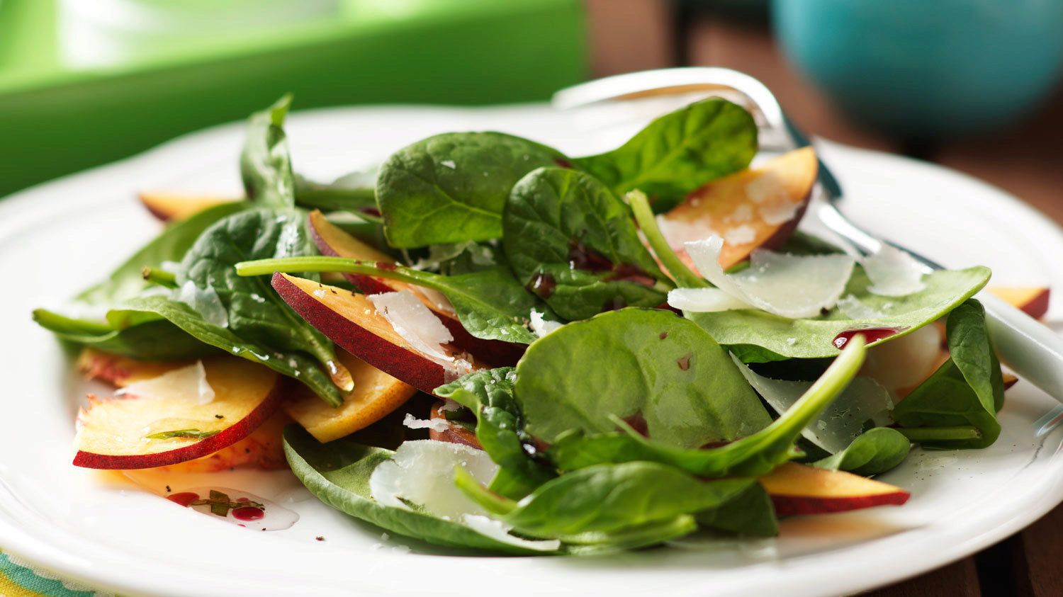 Spinach-_-Peach-Salad-with-Pecorino-Cheese-cropped