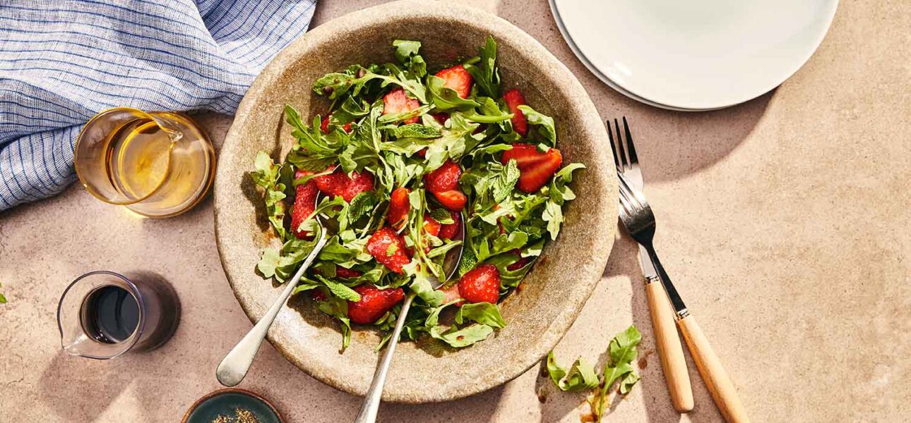 Strawberry & Arugula Salad with Balsamic Vinaigrette