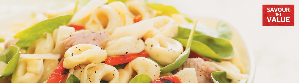 Tortellini salad with tuna and spinach